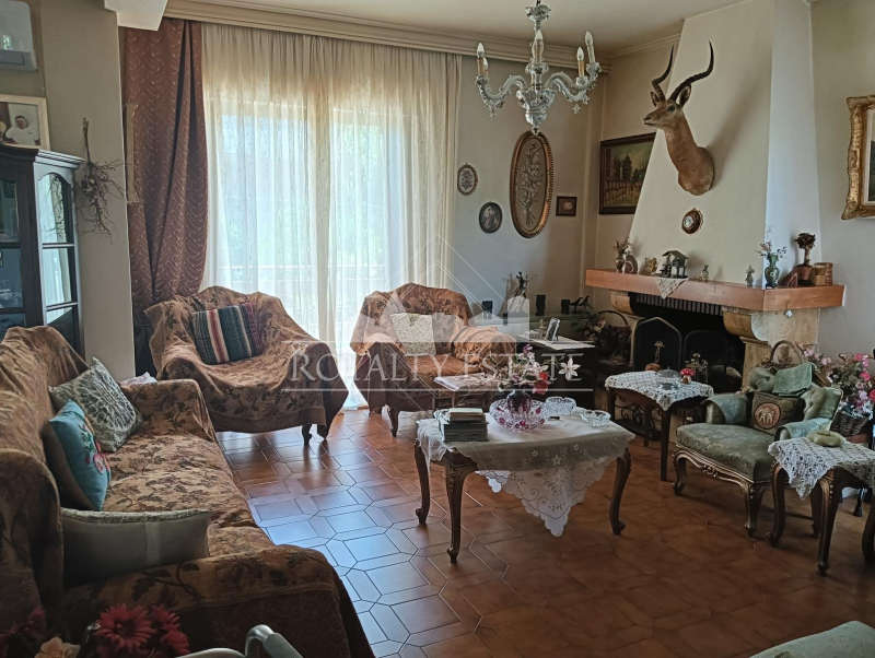 property-img